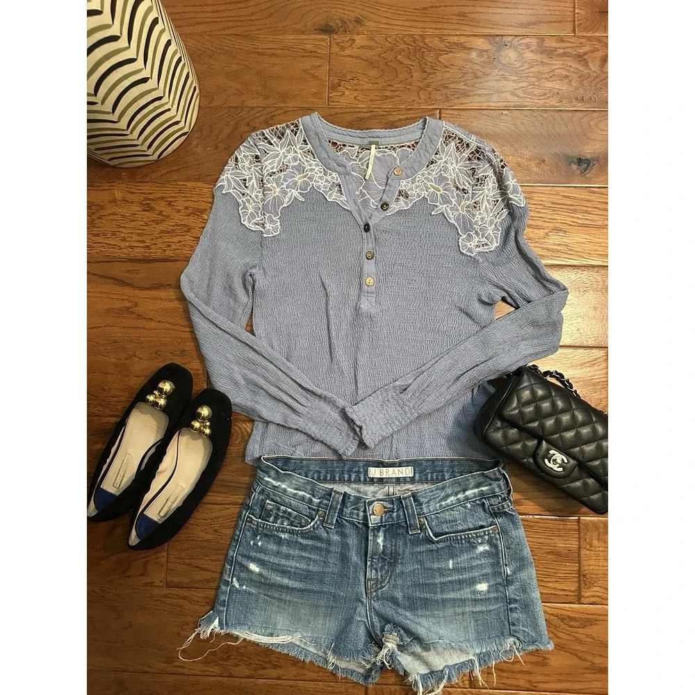 Free People Womens M Lacy Cable Thermal Henley Top Blue Floral Lace Crochet